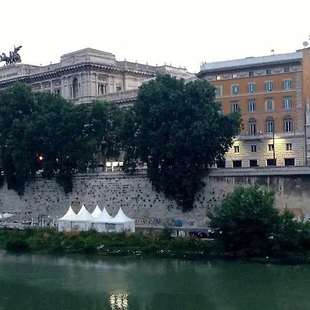 St.peter White House *